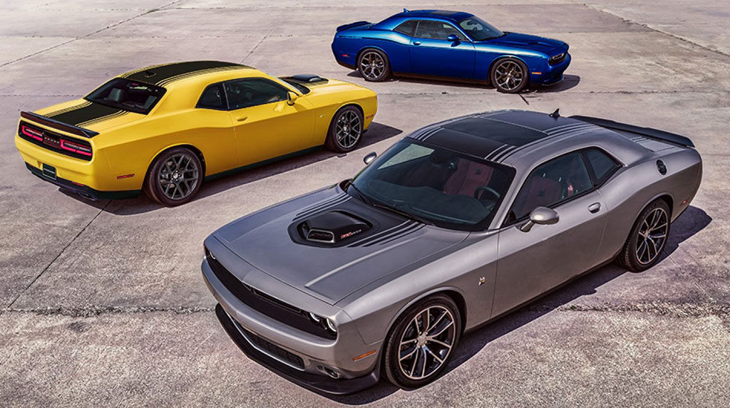 Manual-Transmission-2017-Dodge-Challengers