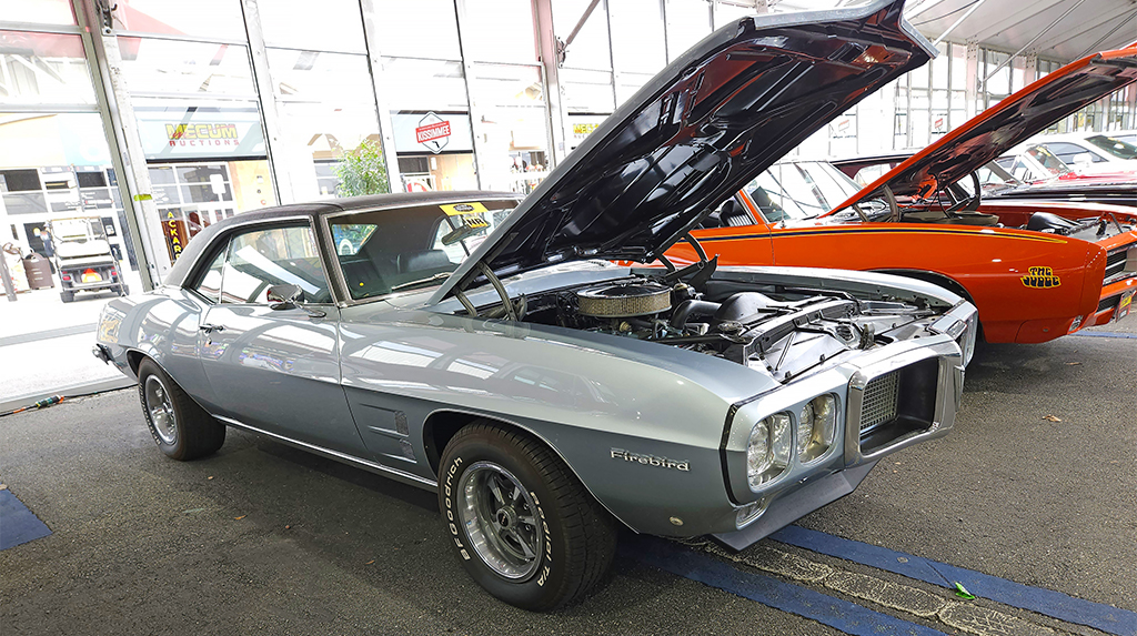 How about some 1st Gen Firebird love? The 1969 Firebird gets seriously overshadowed by its Camaro cousin, but they were great performers with Pontiac performance 400 engines available. This is another classic that would be even better with a TREMEC TKX 5-speed transmission stealthily replacing its original Muncie 4-speed for fun cruising and maybe even the occasional trip to the track. It left Mecum Kissimmee 2025 with a new owner for the tidy sum of $55,000.